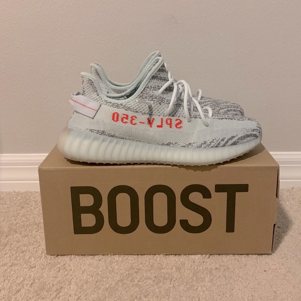 Yeezy 350 blue tint - size 10 mens